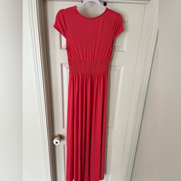 Rose Maternity Maxi Dress with Slit - Picture 4 of 4